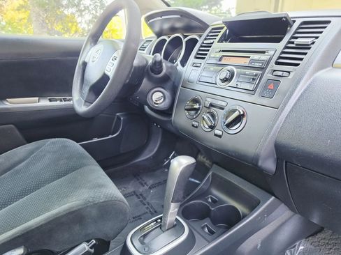 Used 2011 Nissan Versa 1.8 S w/ PWR Plus Pkg FWD image 14