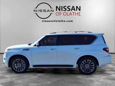 Used 2024 Nissan Armada Platinum w/ Captain's Chairs Package AWD/4WD image 28