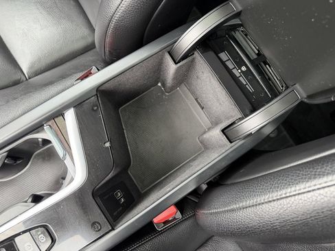 Used 2018 Volvo XC90 T6 Momentum w/ Convenience Package image 28