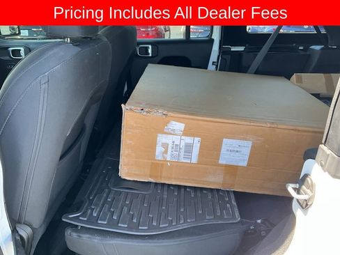 Used 2019 Jeep Wrangler Unlimited Sport S AWD/4WD image 15