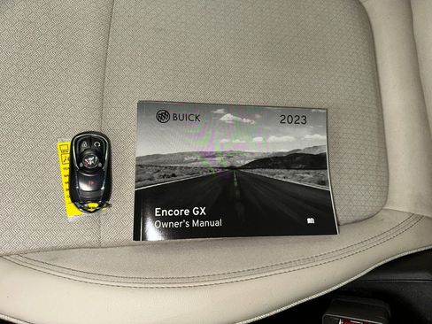 Certified 2023 Buick Encore GX Select image 15