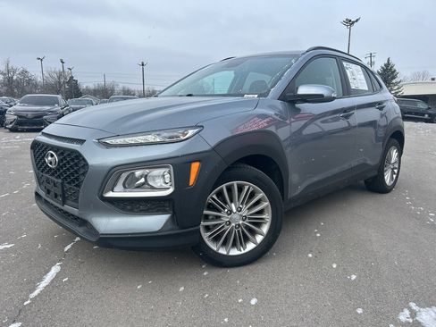 Used 2021 Hyundai Kona SEL image 2