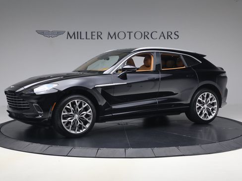 Used 2021 Aston Martin DBX AWD/4WD image 2