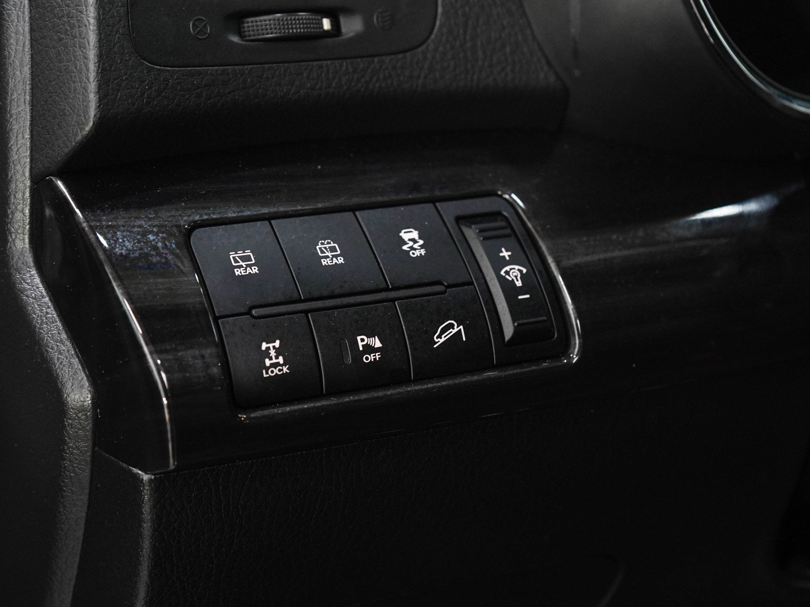 Used 2012 Kia Sorento SX w/ SX Premium Pkg AWD/4WD image 24