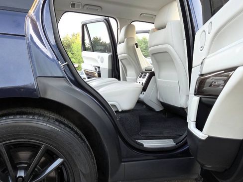 Used 2016 Land Rover Range Rover AWD/4WD image 44