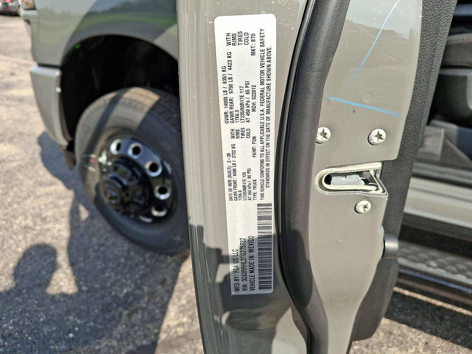 New 2026 RAM 3500 Big Horn AWD/4WD image 18