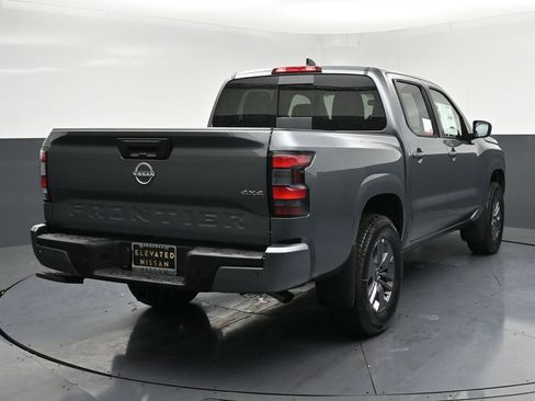 New 2026 Nissan Frontier SV w/ Tow Package AWD/4WD image 4
