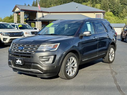 Used 2017 Ford Explorer Limited AWD/4WD image 1