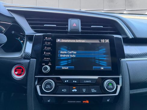 Used 2019 Honda Civic Touring image 12