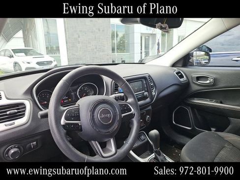 Used 2018 Jeep Compass Sport image 5