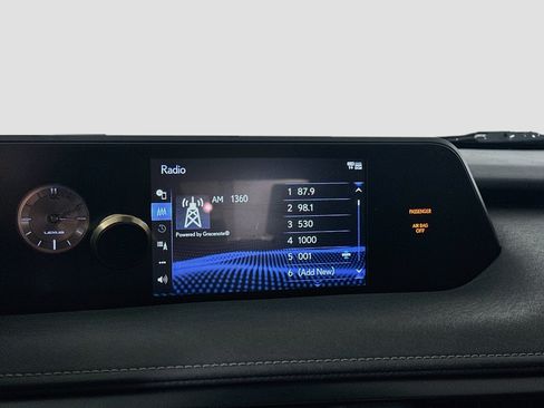 Used 2019 Lexus UX 200 w/ Premium Package FWD image 21