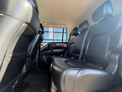 Used 2024 Nissan Armada SL AWD/4WD image 18