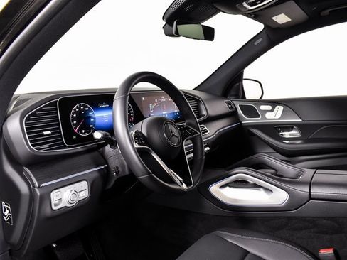 Certified 2025 Mercedes-Benz GLE 450e 4MATIC image 17