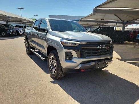 Used 2026 Chevrolet Colorado Z71 w/ Technology Package image 2