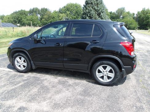 Used 2020 Chevrolet Trax LS w/ Tint and Cruise Package image 12