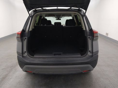 Used 2023 Nissan Rogue SV image 29