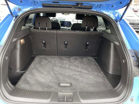 Used 2024 Chevrolet Trax RS w/ Driver Confidence Package image 7