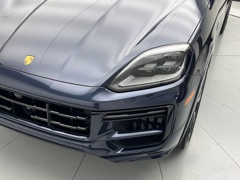 Used 2024 Porsche Cayenne Turbo image 53