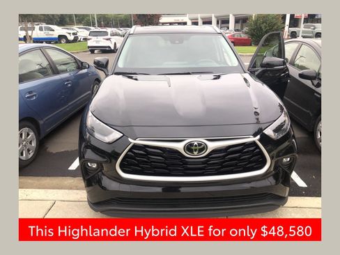 Used 2026 Toyota Highlander XLE AWD/4WD image 1
