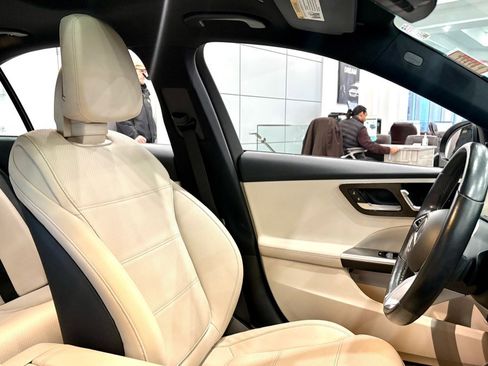 Used 2022 Mercedes-Benz C 300 4MATIC Sedan w/ Exclusive Trim Package image 18