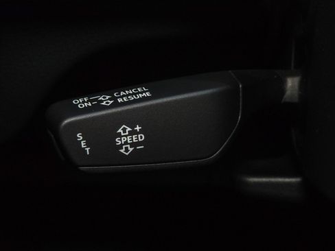 Used 2018 Audi Q5 2.0T Premium Plus w/ Premium Plus Package image 29