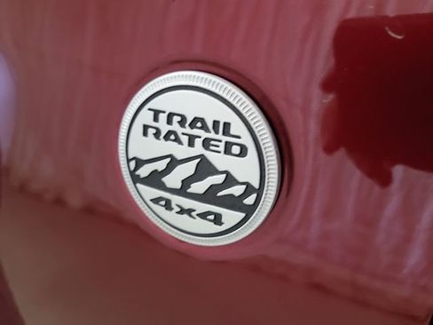 Used 2022 Jeep Wrangler Unlimited Sahara image 18