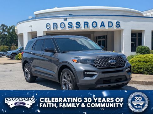 Used 2023 Ford Explorer XLT w/ Equipment Group 202A RWD image 1