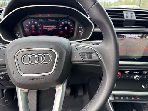 Used 2024 Audi Q3 2.0T Premium Plus image 31