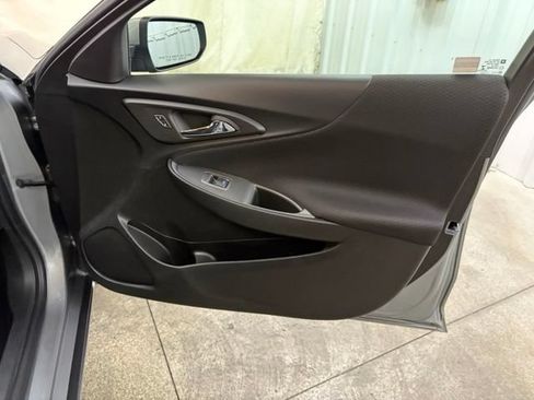 Used 2023 Chevrolet Malibu LT FWD image 23