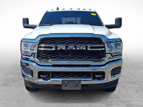Used 2022 RAM 3500 Tradesman AWD/4WD image 2
