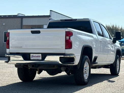 Used 2024 Chevrolet Silverado 2500 LT AWD/4WD image 9