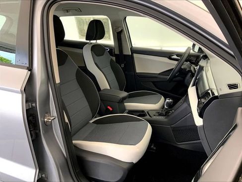 Used 2025 Volkswagen Taos S FWD image 17