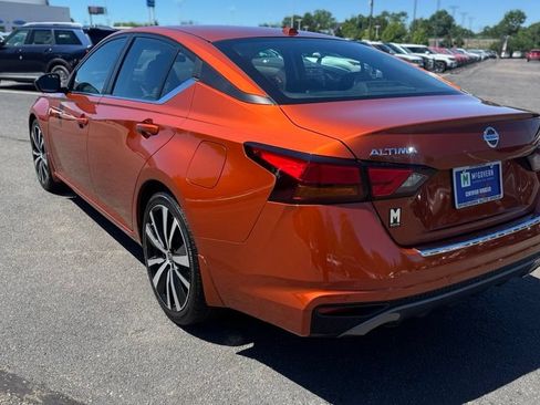 Used 2022 Nissan Altima 2.5 SR FWD image 3