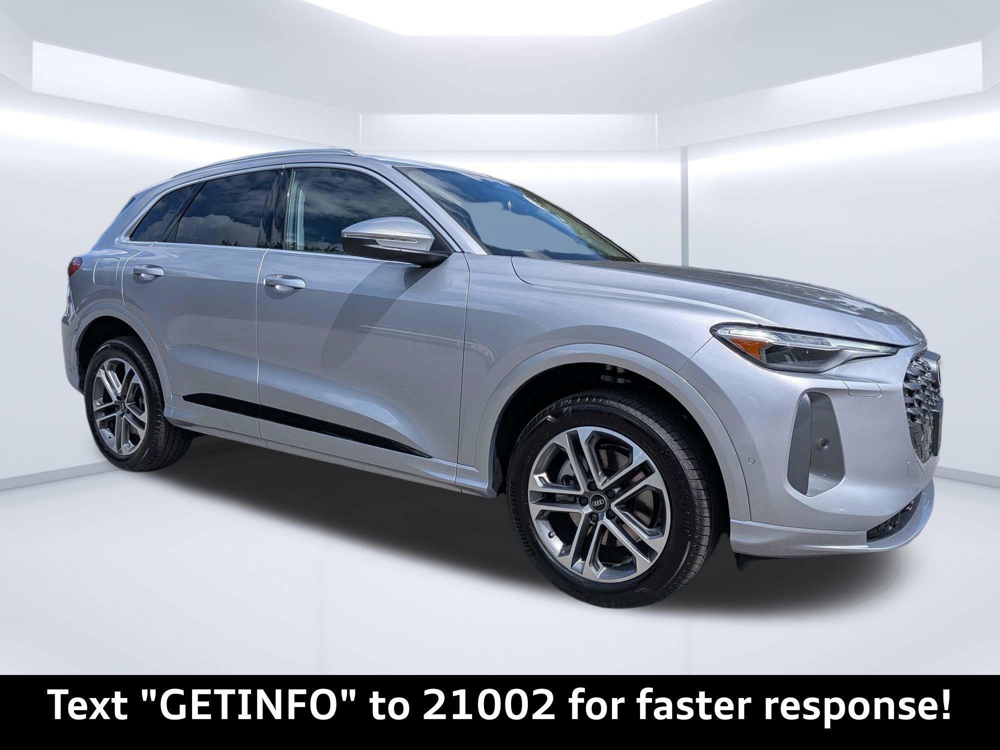 New 2026 Audi Q5 Premium Plus AWD/4WD 360° Tour