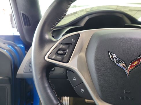 Used 2015 Chevrolet Corvette Z06 w/ 3LZ Preferred Equipment Group RWD image 15