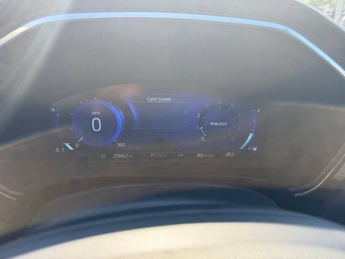 Used 2020 Ford Escape Titanium AWD/4WD image 11