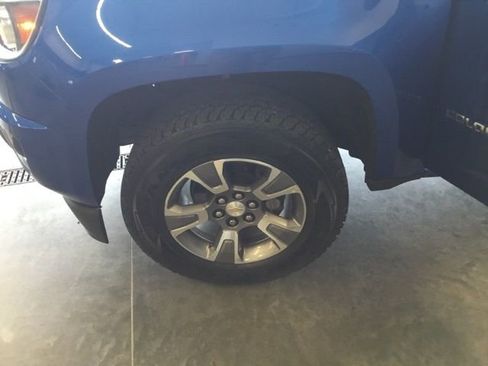 Used 2019 Chevrolet Colorado Z71 image 32