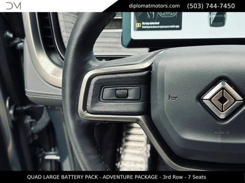 Used 2024 Rivian R1S Adventure AWD/4WD image 32