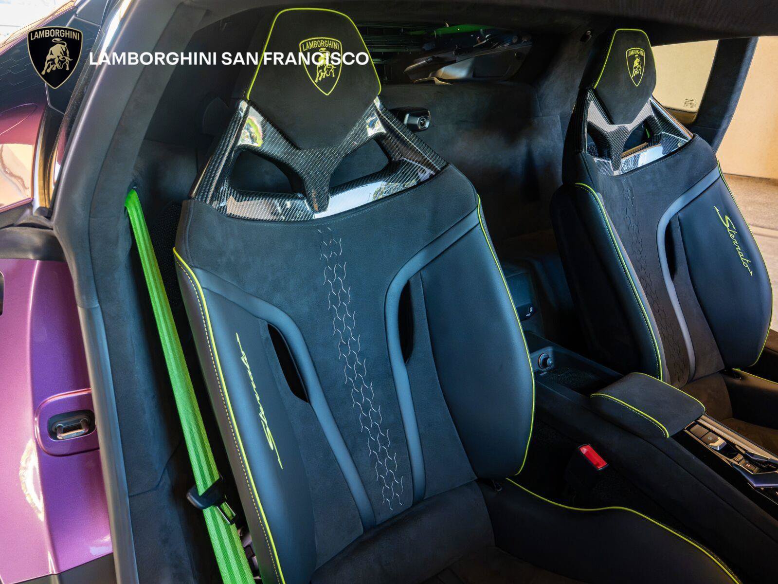 Used 2024 Lamborghini Huracan Sterrato AWD/4WD image 20