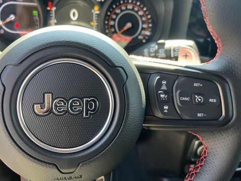 New 2026 Jeep Wrangler Unlimited Rubicon 392 w/ Quick Order Package 27X Moab AWD/4WD image 29