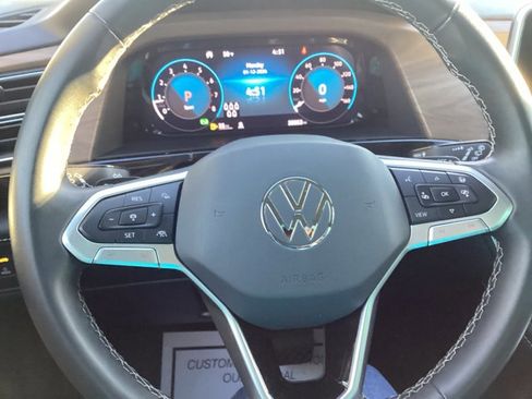 Used 2024 Volkswagen Atlas SE image 19