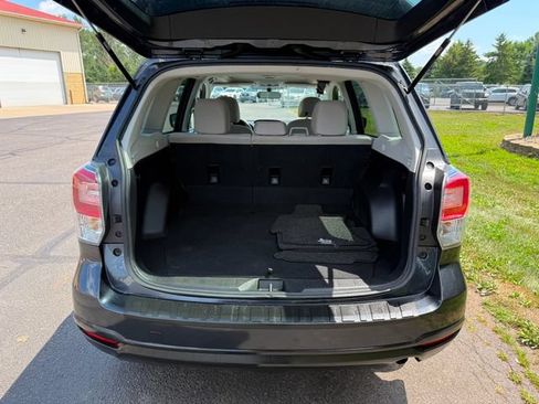 Used 2018 Subaru Forester 2.5i Premium w/ All-Weather Package AWD/4WD image 3