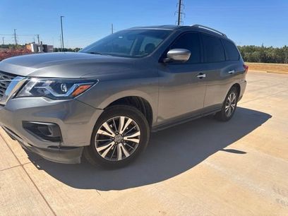 Used 2020 Nissan Pathfinder SL