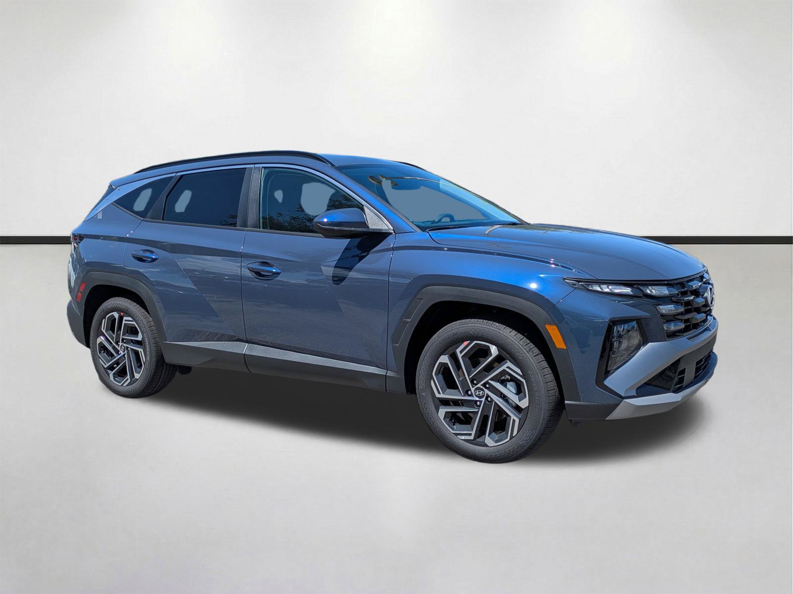 New 2026 Hyundai Tucson SEL Plus w/ Tow & Go Package FWD image 1