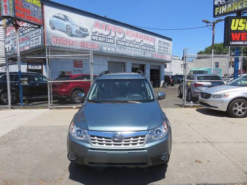 Used 2012 Subaru Forester 2.5X Limited AWD/4WD image 6