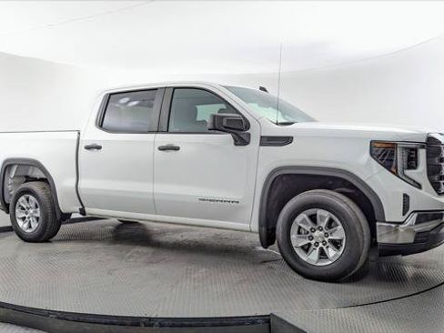 Used 2024 GMC Sierra 1500 Pro w/ Pro Value Package RWD image 11