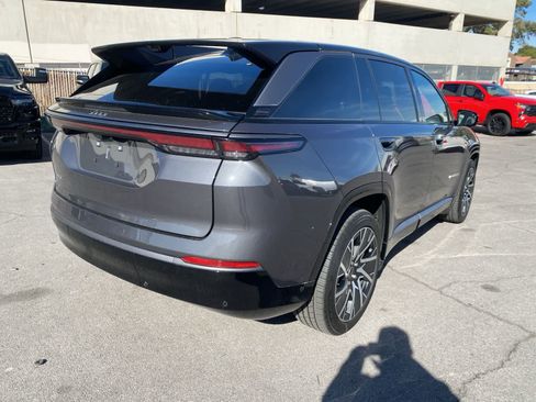 Used 2025 Jeep Wagoneer S Limited w/ Comfort Package image 6