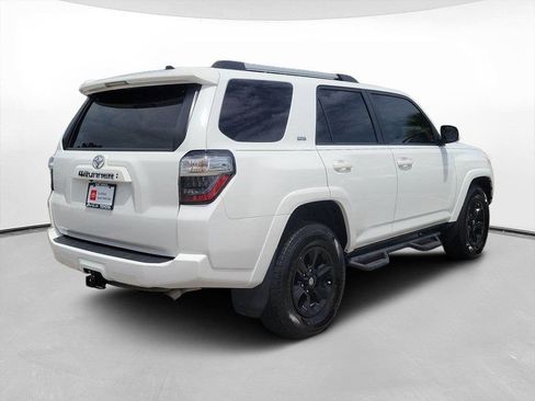 Used 2024 Toyota 4Runner SR5 Premium w/ Moonroof Package RWD image 4