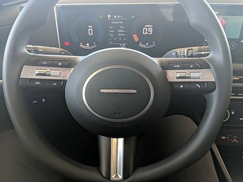 Used 2025 Hyundai Santa Cruz SEL image 15