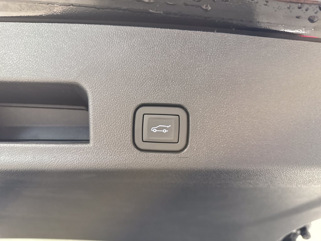 Used 2026 Chevrolet Traverse Z71 AWD/4WD image 45